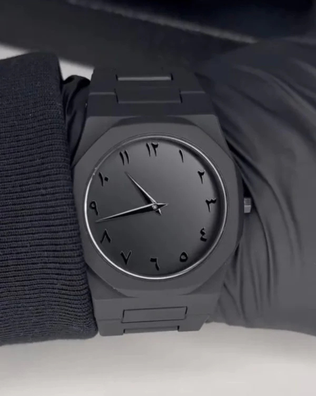 Arabicaura Noir – Aura Watch (Matte Black Edition)